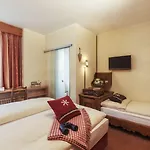 Le Petit Charme-inn Hotel Zermatt