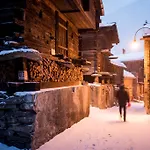 Le Petit Charme-inn Церматт