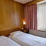 Le Petit Charme-inn 2* Церматт