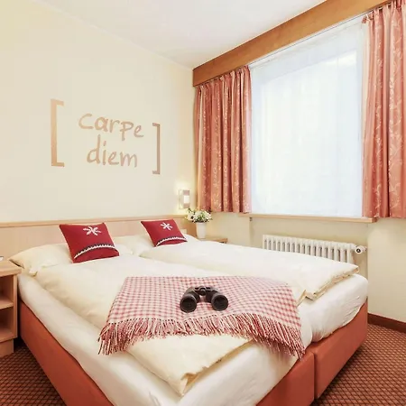 Готель Le Petit Charme-inn Церматт
