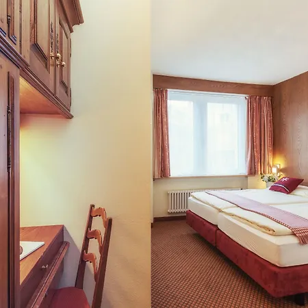 Le Petit Charme-inn Hotel