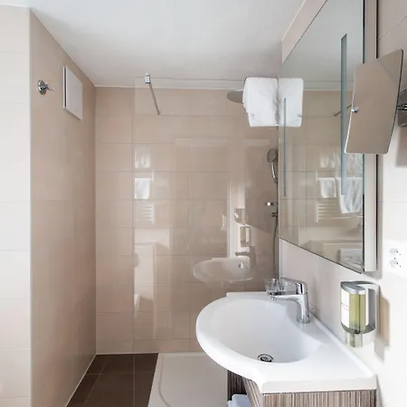 Le Petit Charme-inn Szálloda