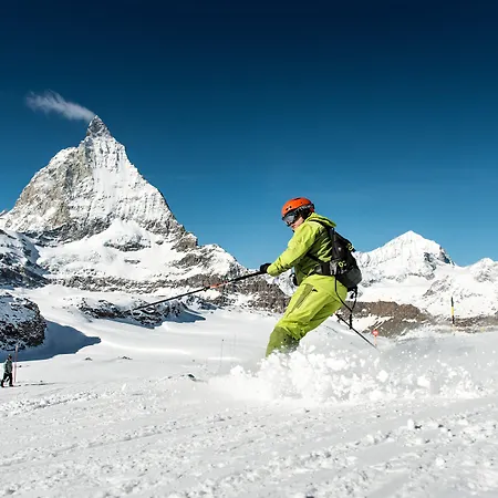 Hotell Le Petit Charme-inn 2*