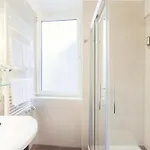 Le Petit Charme-inn Otel