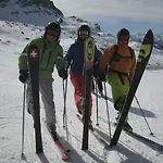 Le Petit Charme-inn Otel Zermatt