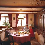 Otel Le Petit Charme-inn