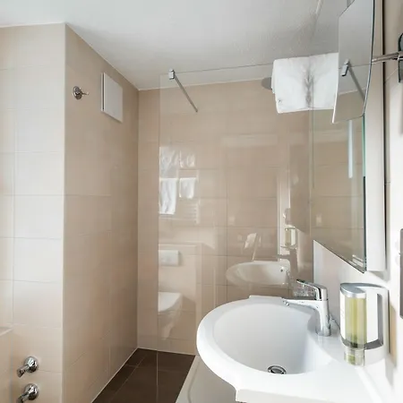 Hotel Le Petit Charme-inn 2*