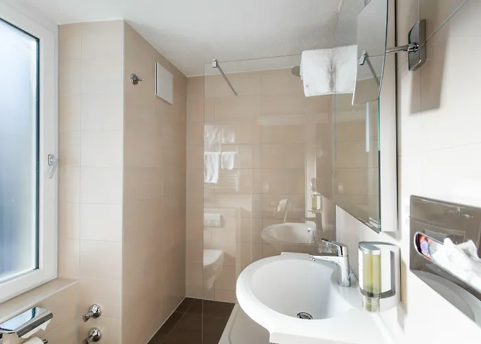 Le Petit Charme-inn 2*